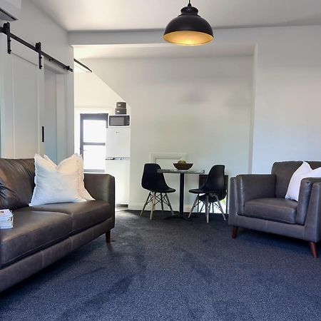 Apartment 1 - Haddin Court - Executive One Bedroom 布伦海姆 外观 照片