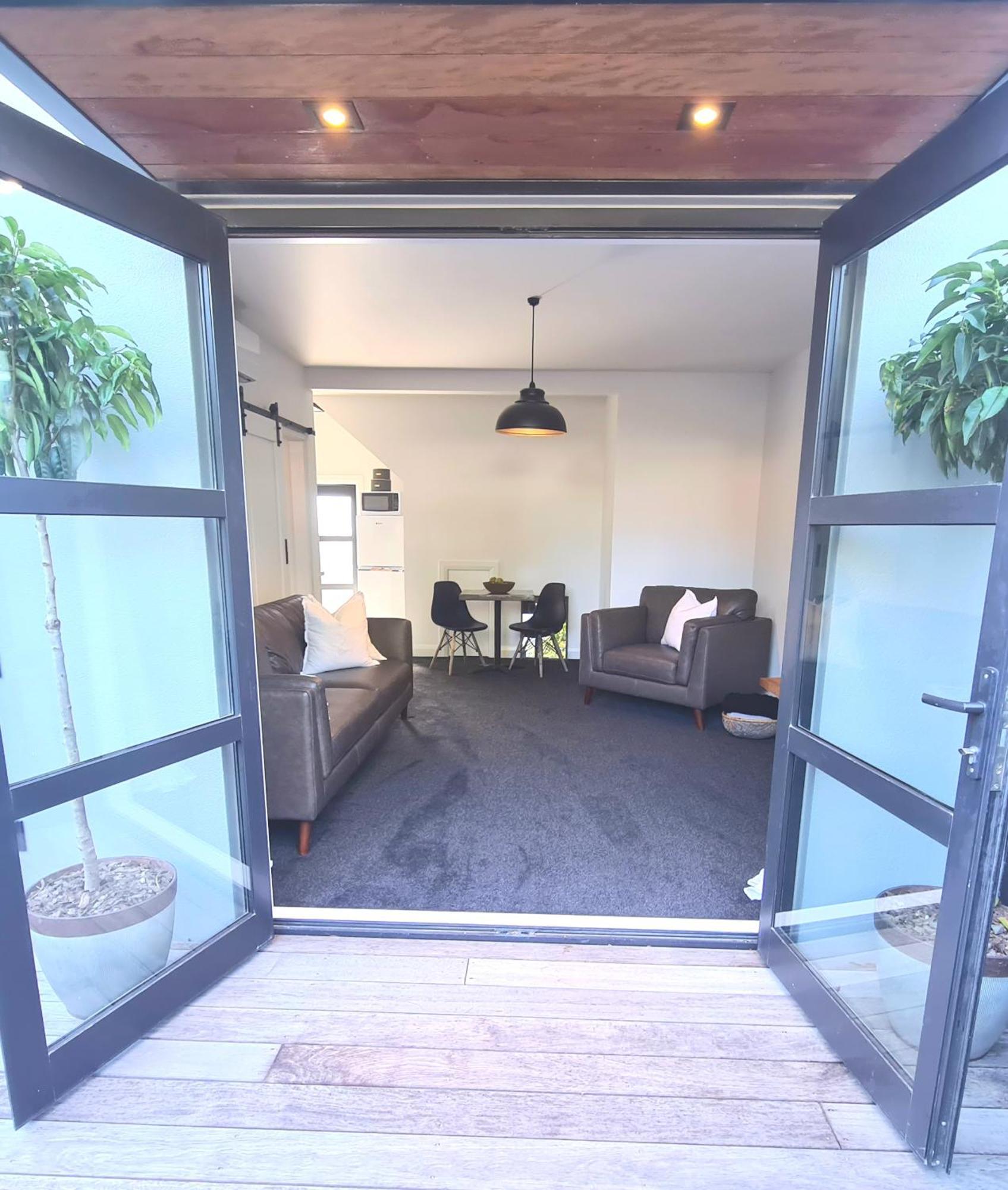Apartment 1 - Haddin Court - Executive One Bedroom 布伦海姆 外观 照片
